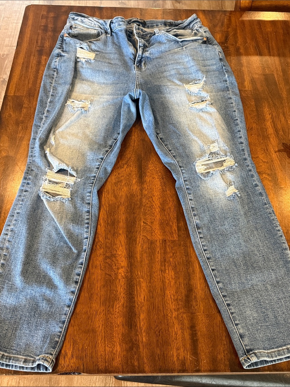 Judy Blue Light Blue Distressed Boyfriend Jeans